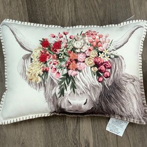 Hobby Lobby Floral Highland Cow Accent Pillow - Multicolor